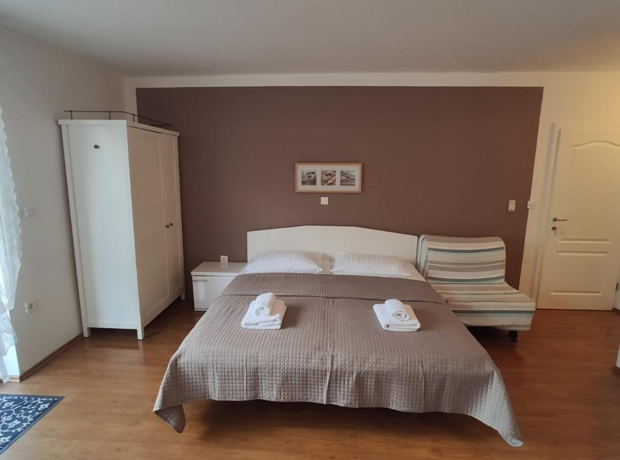 Ivana Apartman 2 Crikvenica Exteriör bild